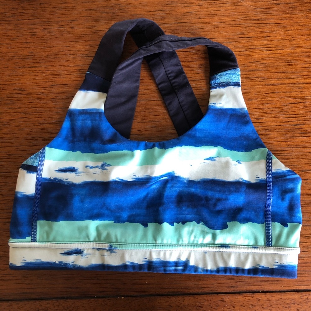 Lululemon athletic sports bra